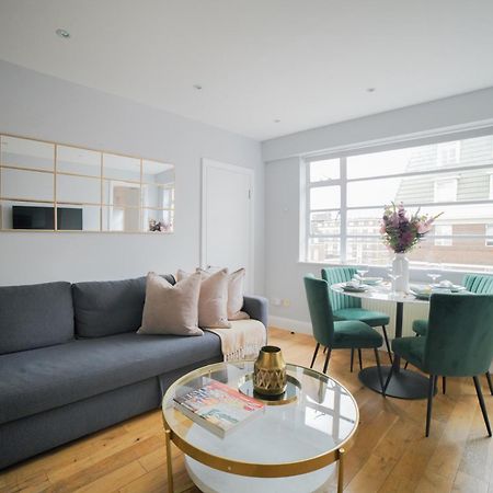 Art-Deco Apartment In Very Popular Chelsea Area Лондон Екстериор снимка