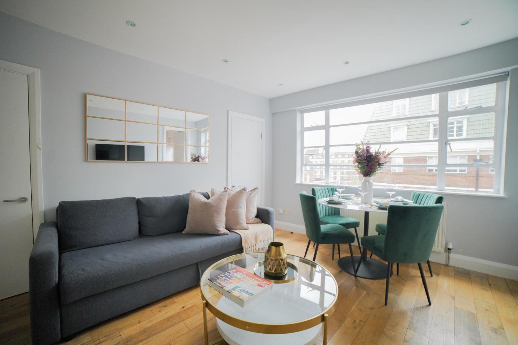 Art-Deco Apartment In Very Popular Chelsea Area Лондон Екстериор снимка