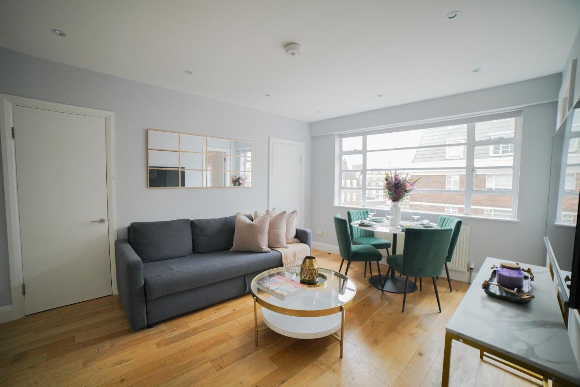 Art-Deco Apartment In Very Popular Chelsea Area Лондон Екстериор снимка